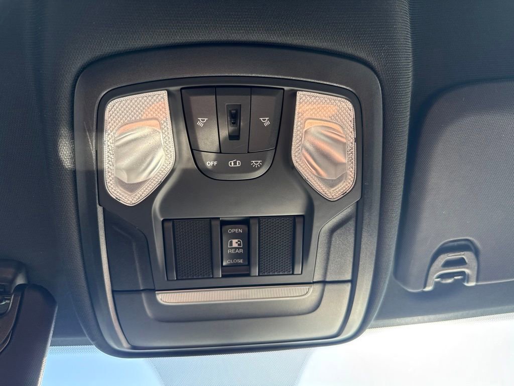 Certified 2022 RAM 2500 Tradesman AWD/4WD image 24