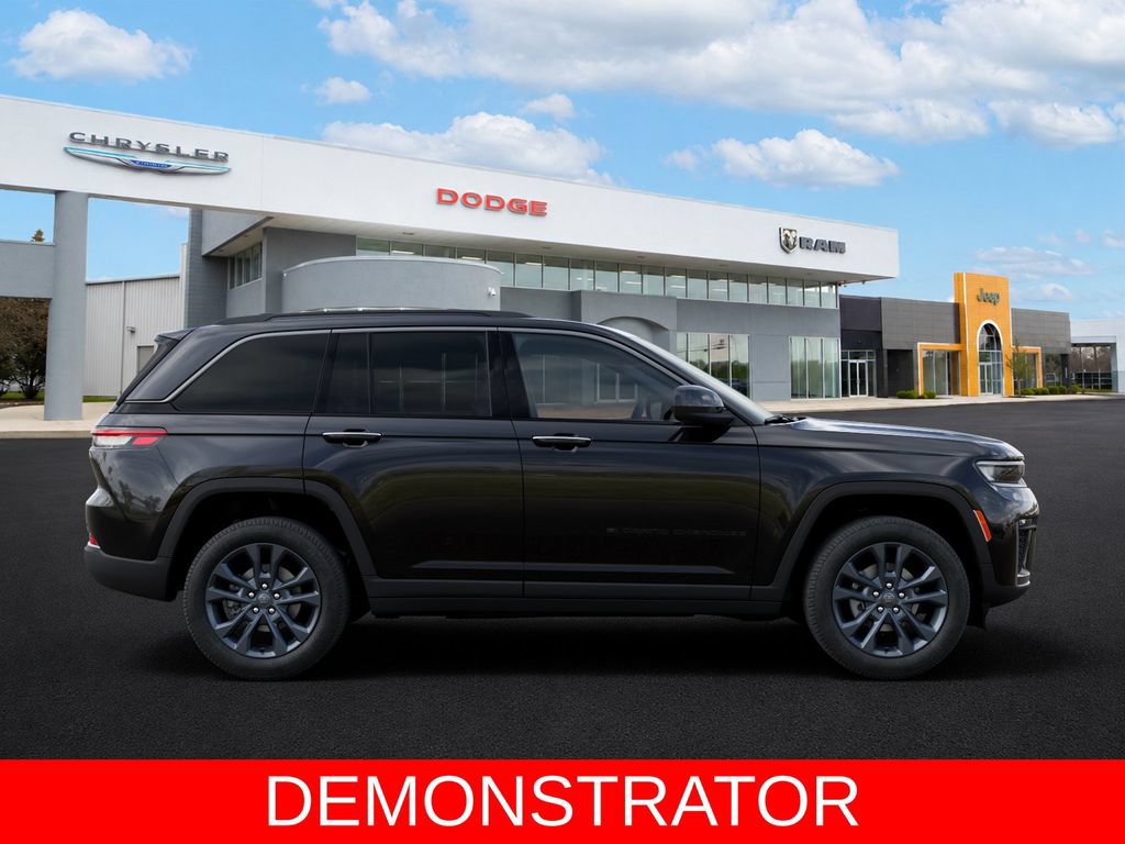 New 2026 Jeep Grand Cherokee Limited AWD/4WD image 21