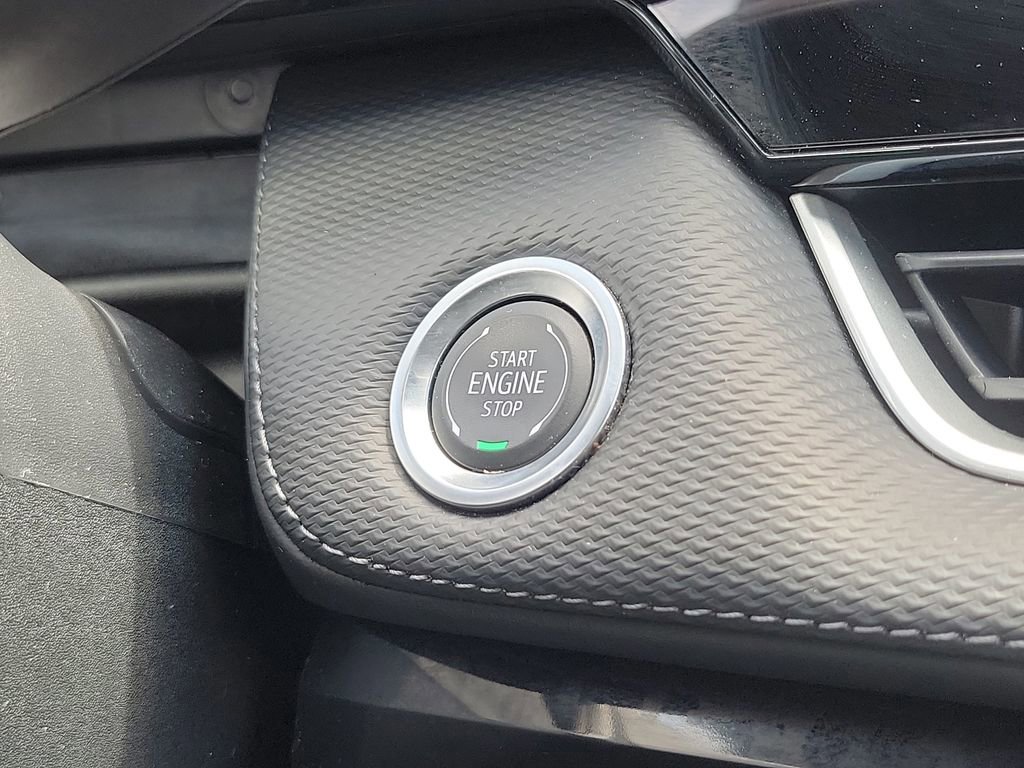 Used 2025 Chevrolet Equinox LT FWD image 34