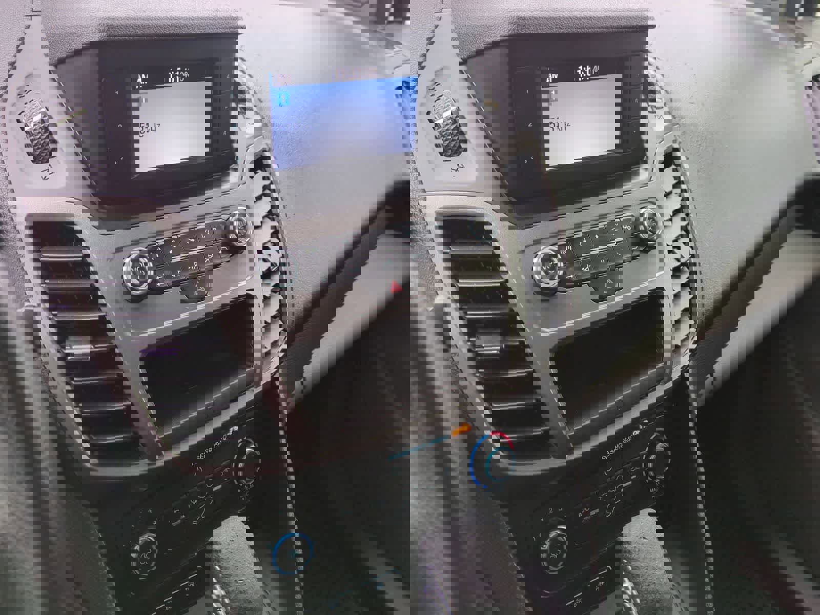 Used 2020 Ford Transit Connect XL image 24