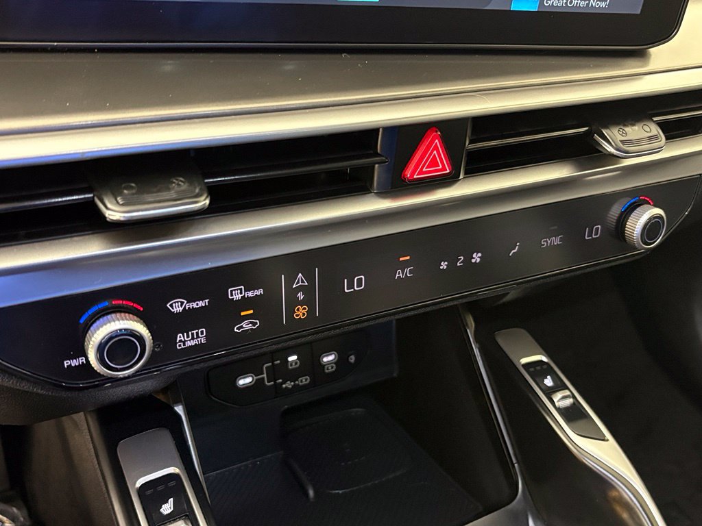 Used 2025 Kia Sorento S w/ Panoramic Sunroof Package FWD image 29
