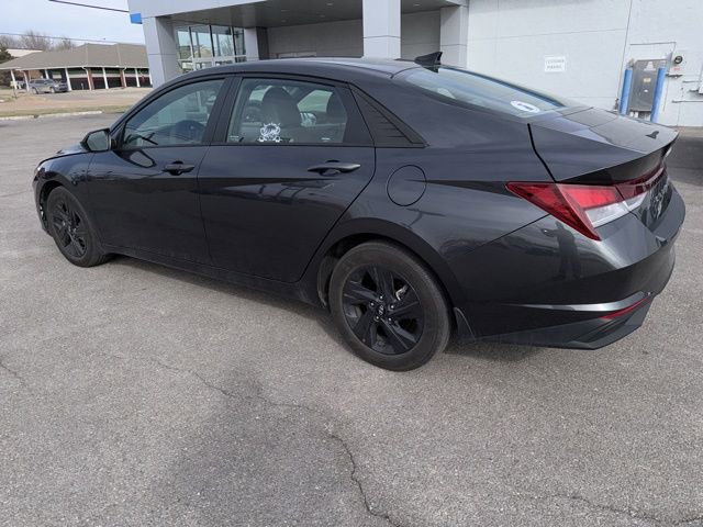 Used 2022 Hyundai Elantra SEL w/ Convenience Package image 20