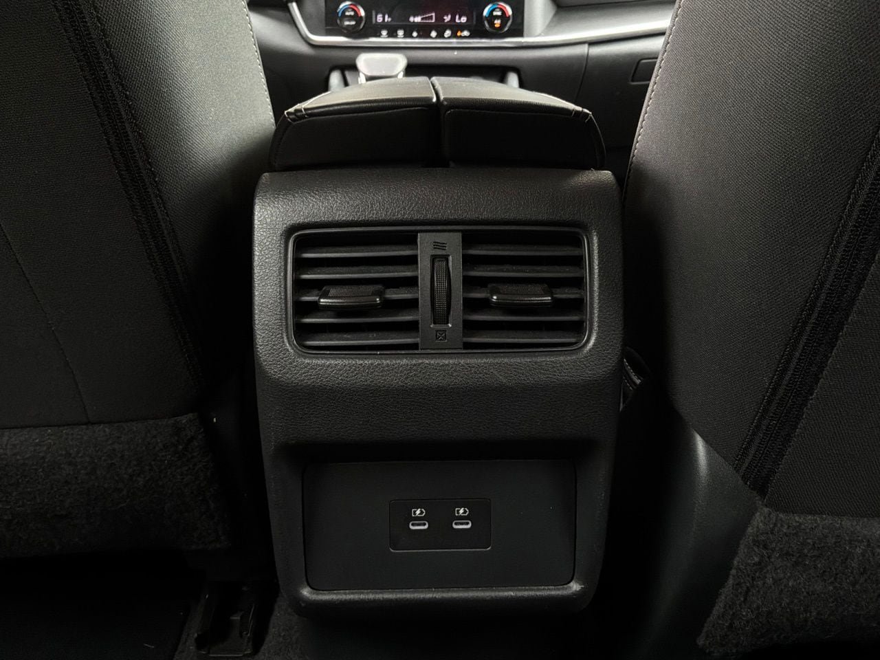 Used 2025 Nissan Rogue SV FWD image 13