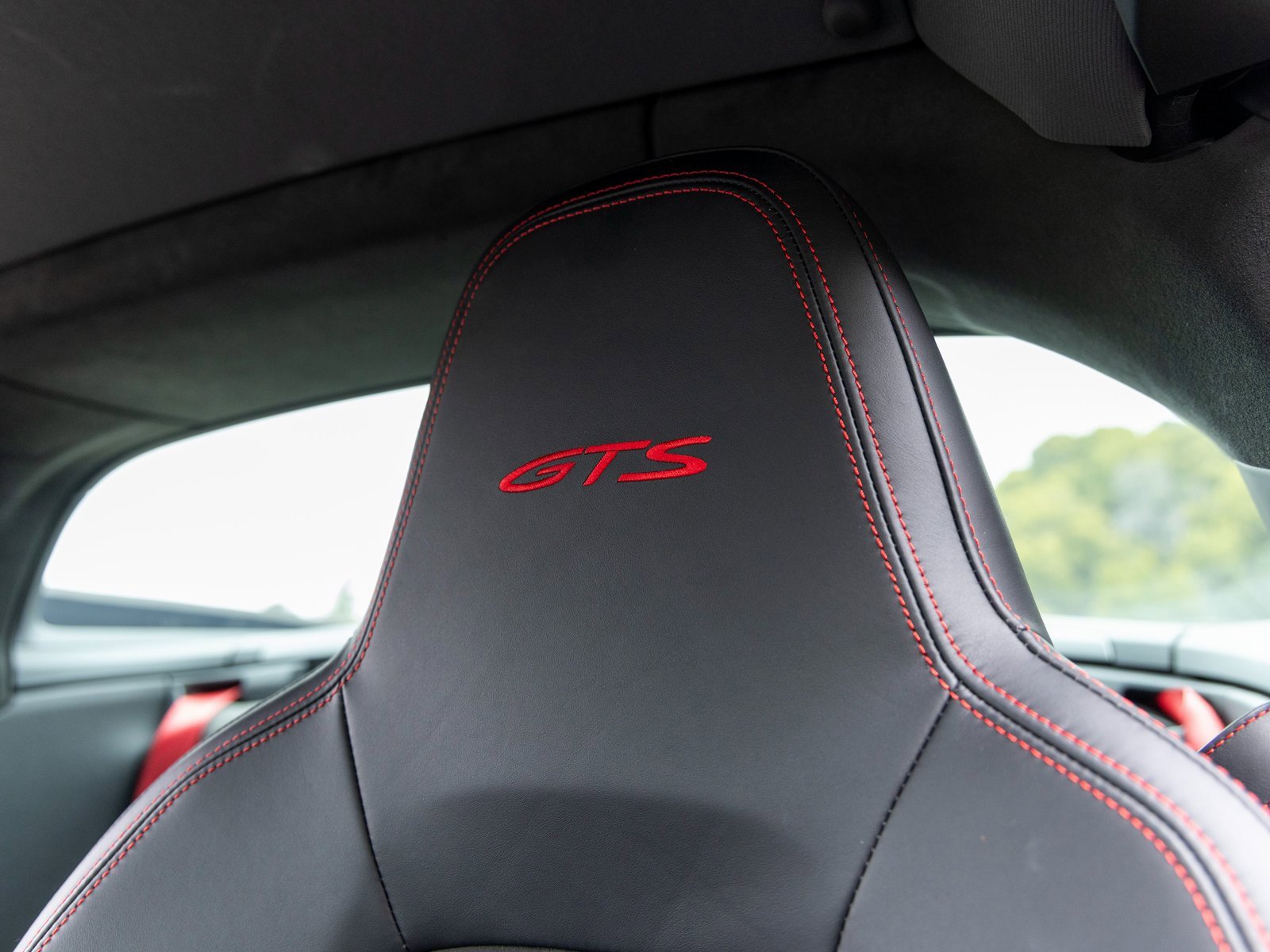 Certified 2022 Porsche 911 Targa 4 GTS image 35