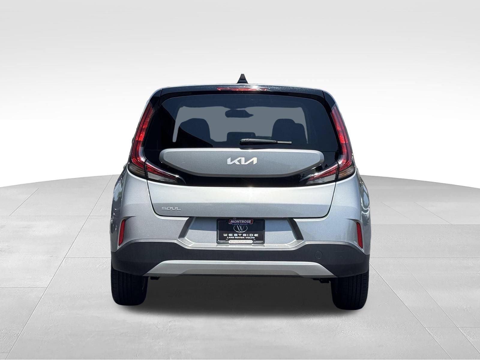Used 2024 Kia Soul LX w/ Option Group 015 FWD image 6