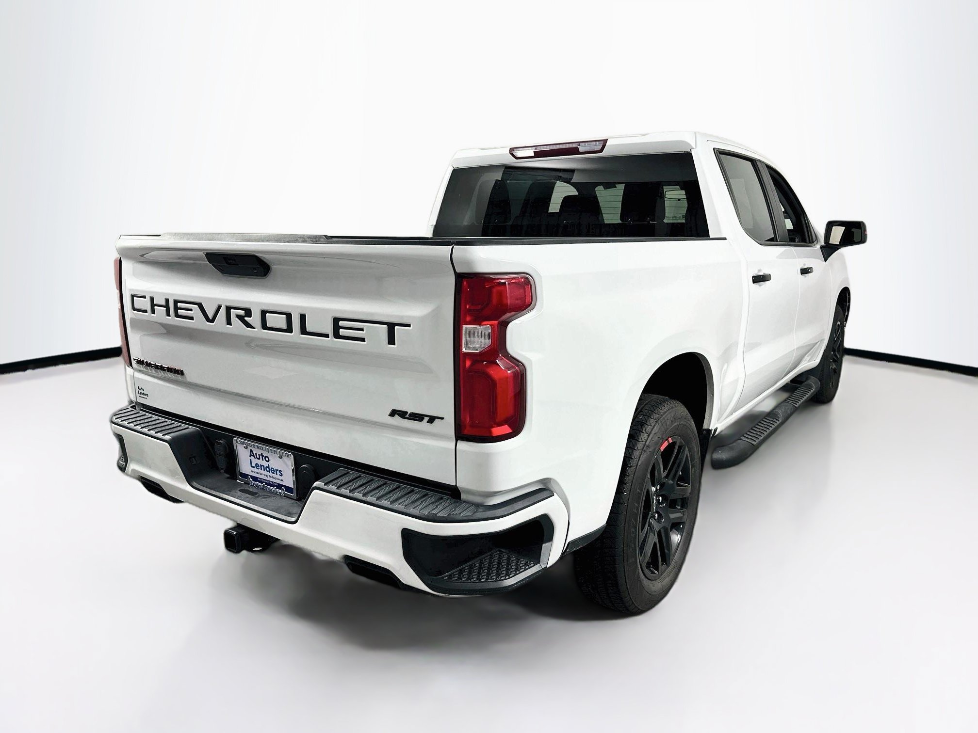Used 2022 Chevrolet Silverado 1500 RST w/ Redline Edition AWD/4WD image 5