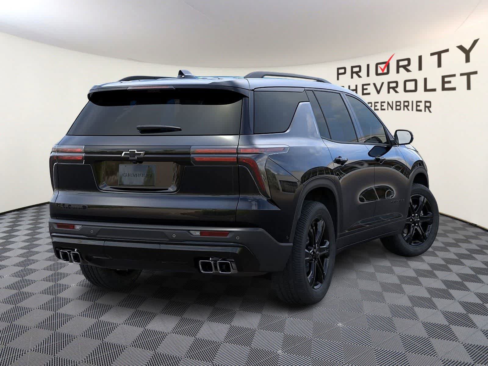New 2027 Chevrolet Traverse LT w/ Midnight/Sport Edition FWD image 4