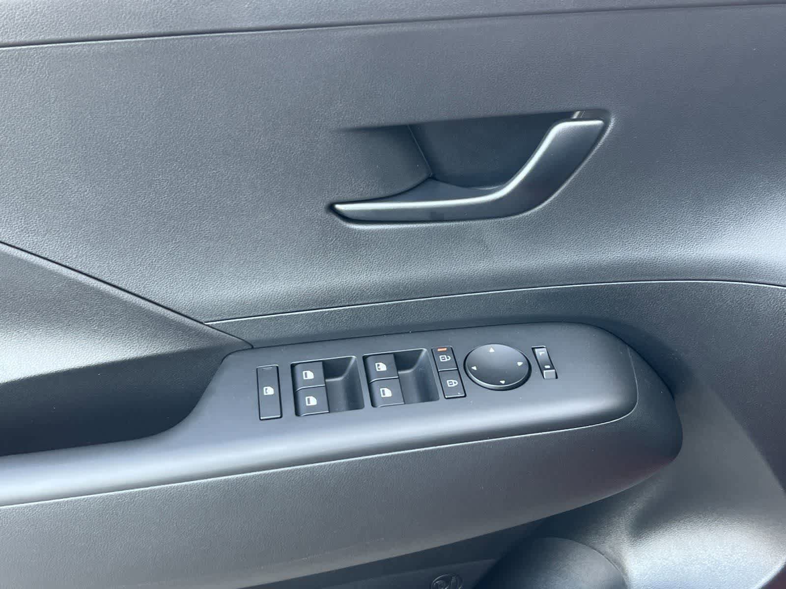 New 2026 Hyundai Kona SE AWD/4WD image 13
