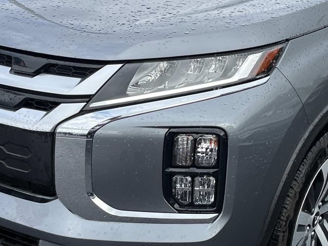 Used 2025 Mitsubishi Outlander Sport AWD image 9
