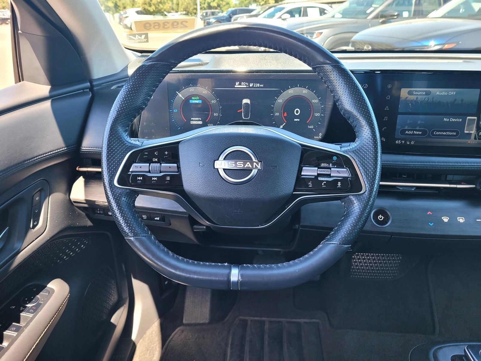 Used 2023 Nissan Ariya FWD image 23