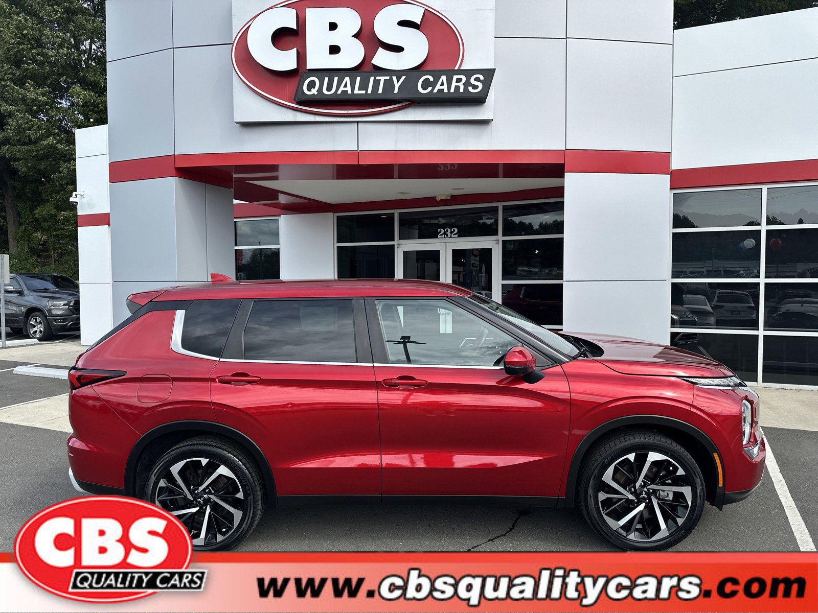 Used 2022 Mitsubishi Outlander SEL Black Edition image 1