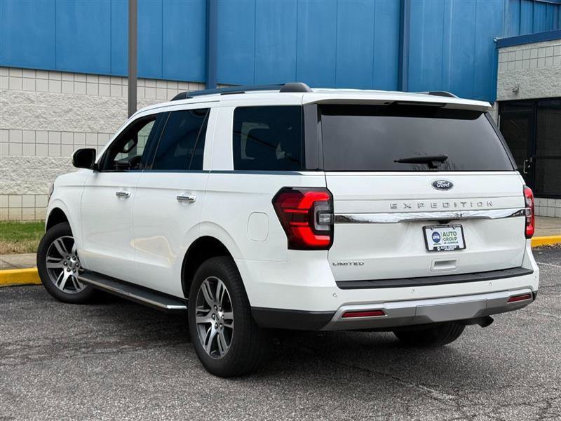 Used 2023 Ford Expedition Limited AWD/4WD image 7