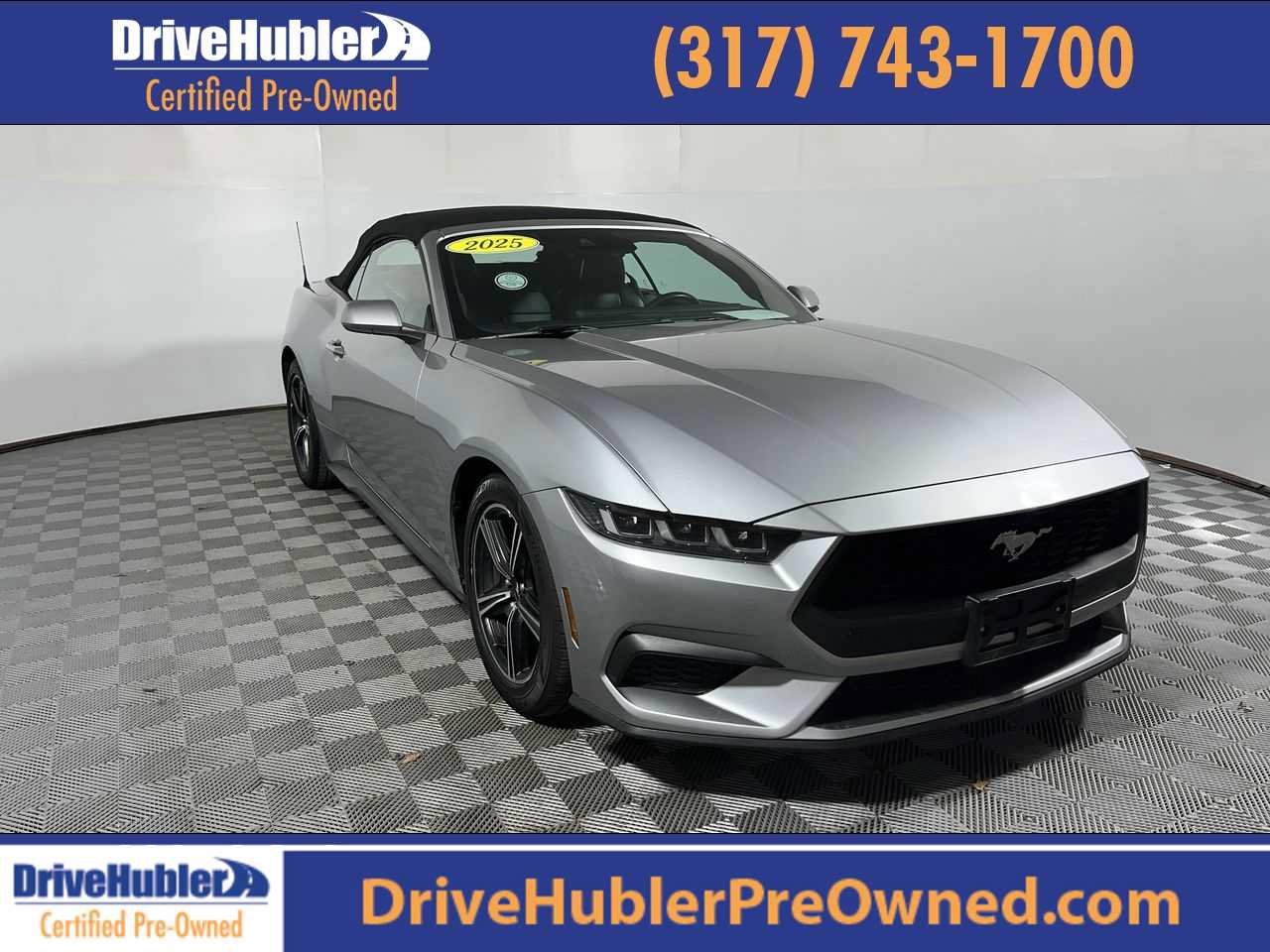 Used 2025 Ford Mustang Premium RWD image 1