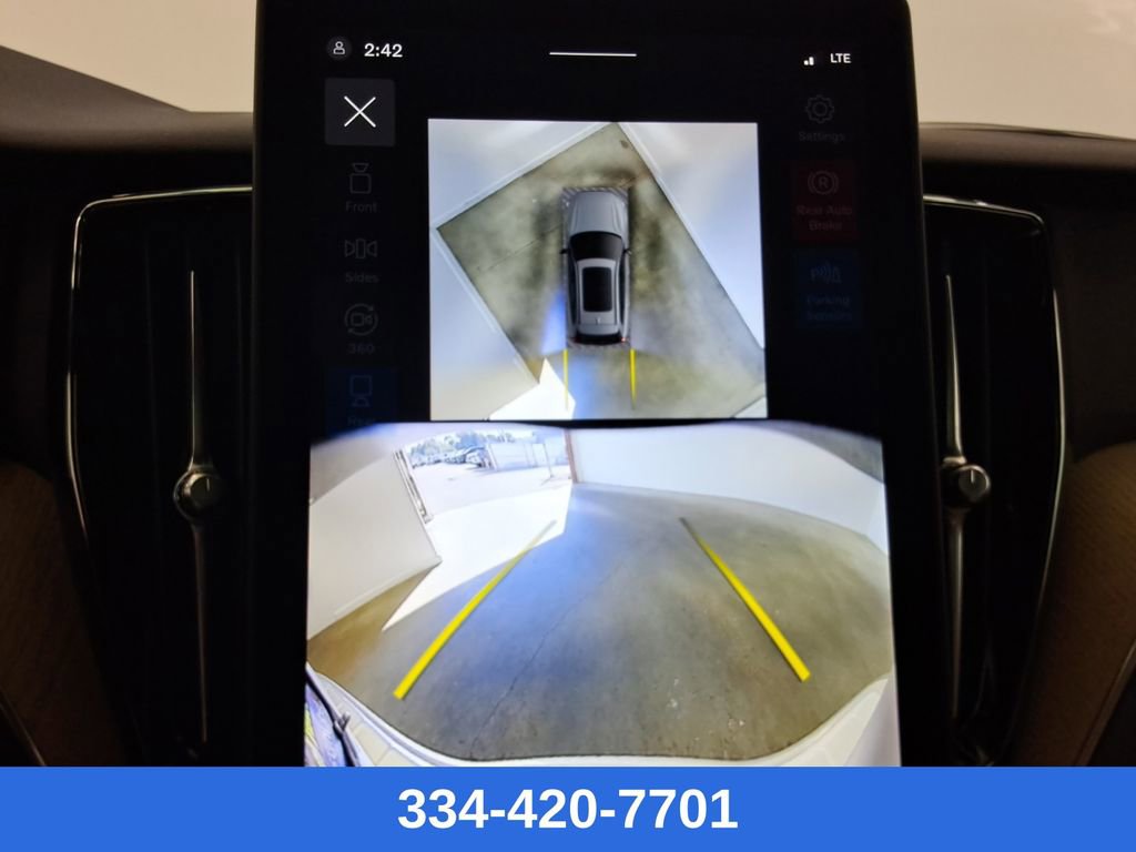 New 2026 Volvo XC60 B5 Plus w/ Protection Package Premier image 11