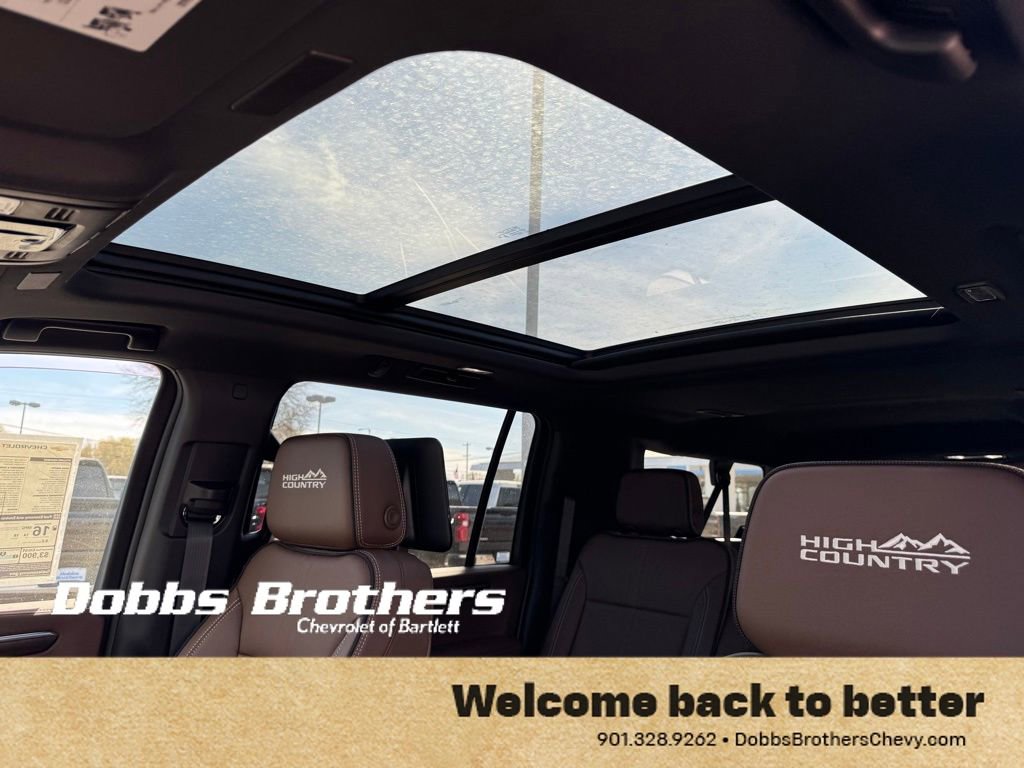 New 2026 Chevrolet Suburban High Country AWD/4WD image 28
