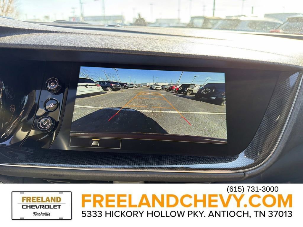 Used 2023 Buick Envision Essence image 32