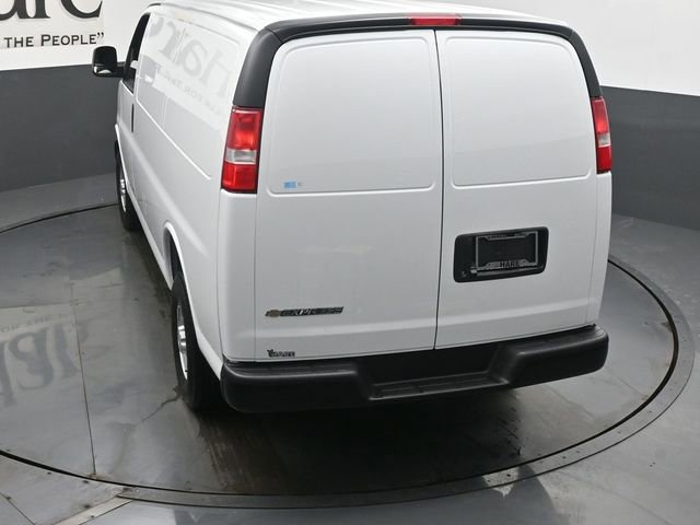 New 2026 Chevrolet Express 2500 w/ Driver Convenience Package image 36