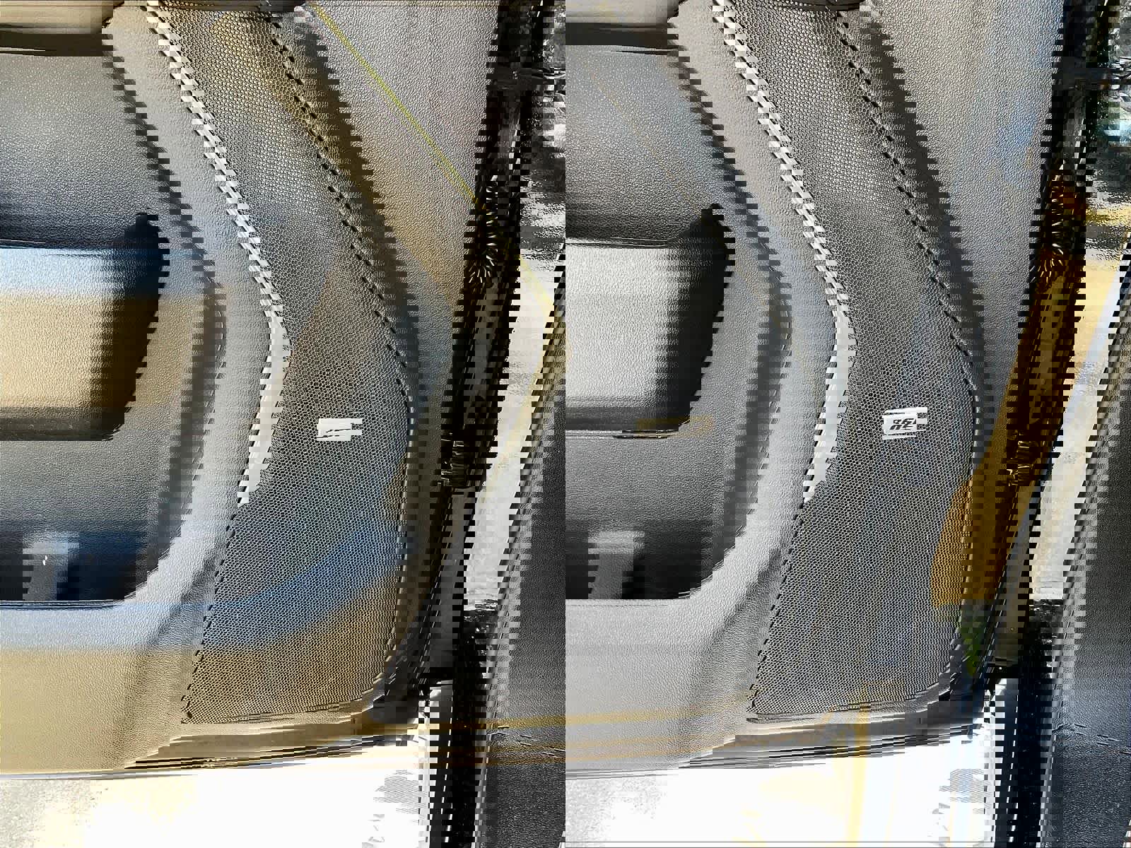 Used 2024 Chevrolet Suburban Z71 w/ Luxury Package image 36