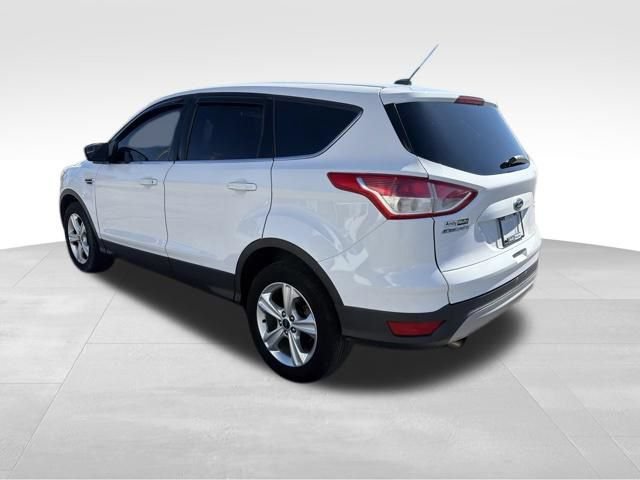 Used 2016 Ford Escape SE w/ SE Cold Weather Package AWD/4WD image 9