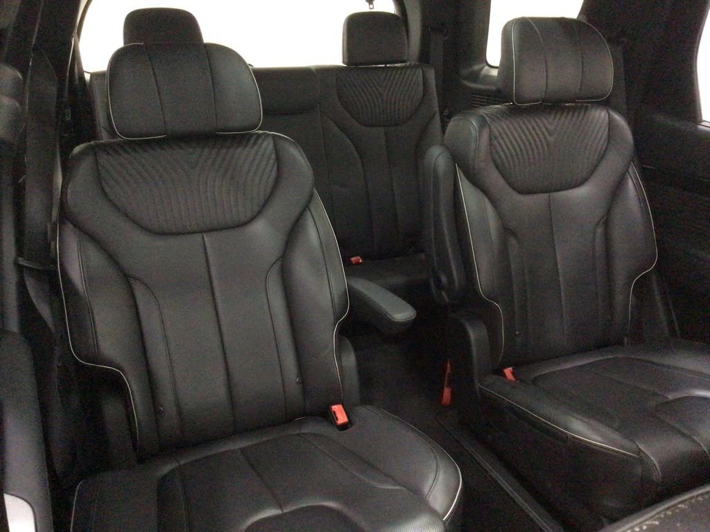 Used 2023 Hyundai Palisade Calligraphy image 32