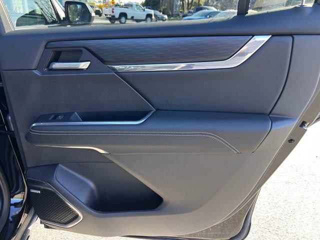 Used 2024 GMC Acadia Elevation image 31