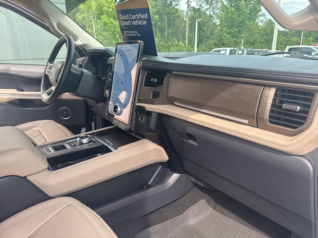 Used 2024 Ford Expedition Limited RWD image 38