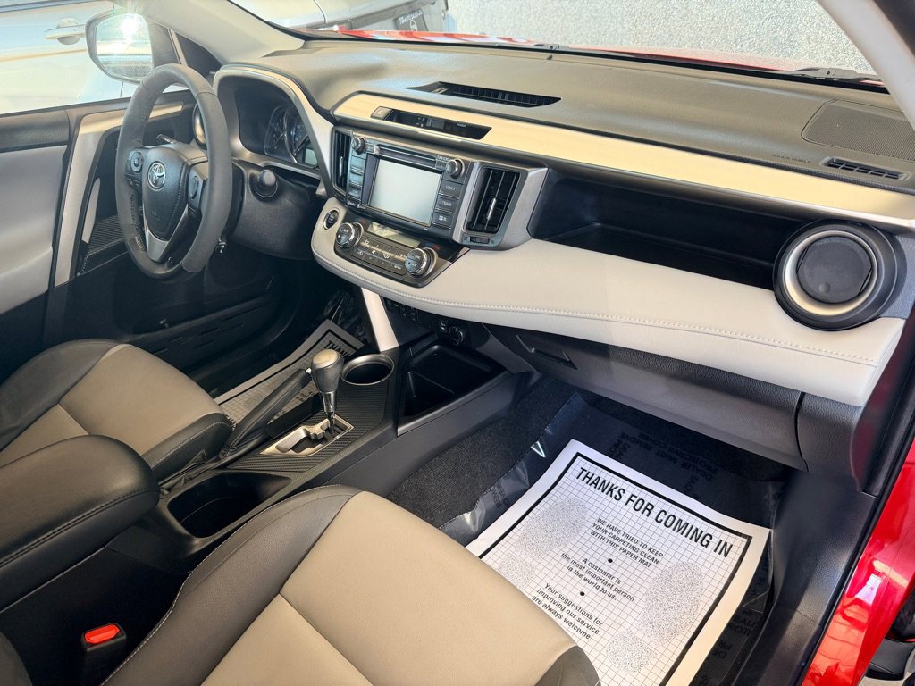Used 2014 Toyota RAV4 Limited AWD/4WD image 23