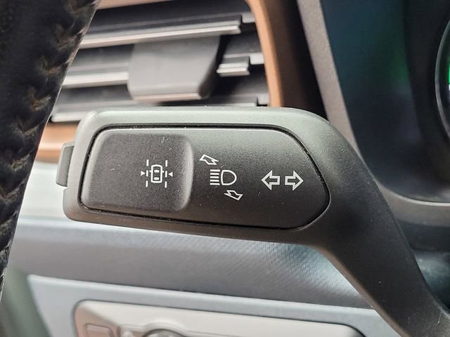 Used 2022 Ford Maverick Lariat w/ Lariat Luxury Package image 32