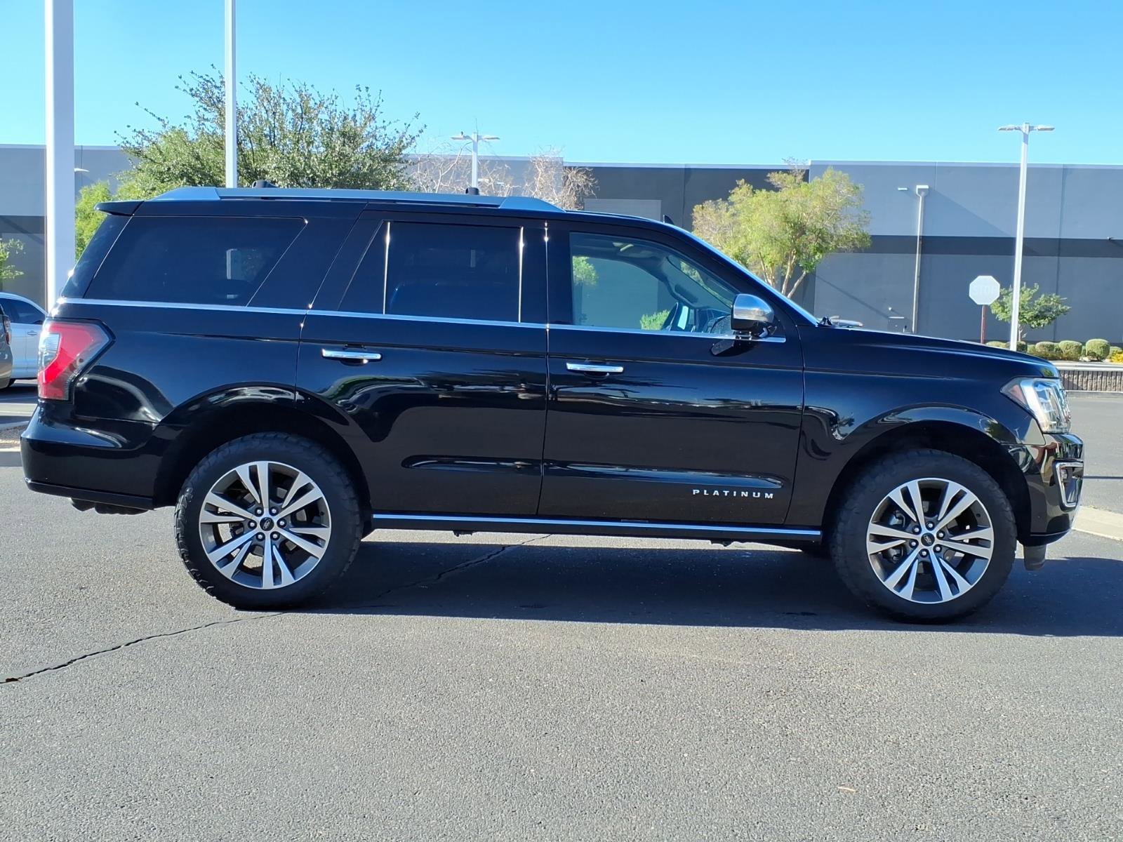 Used 2020 Ford Expedition Platinum AWD/4WD image 6