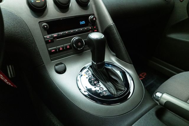 Used 2009 Pontiac Solstice GXP image 25