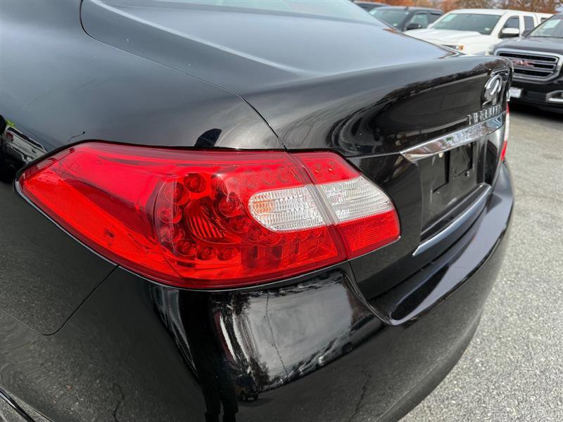 Used 2011 INFINITI M37 x w/ Premium Pkg image 11
