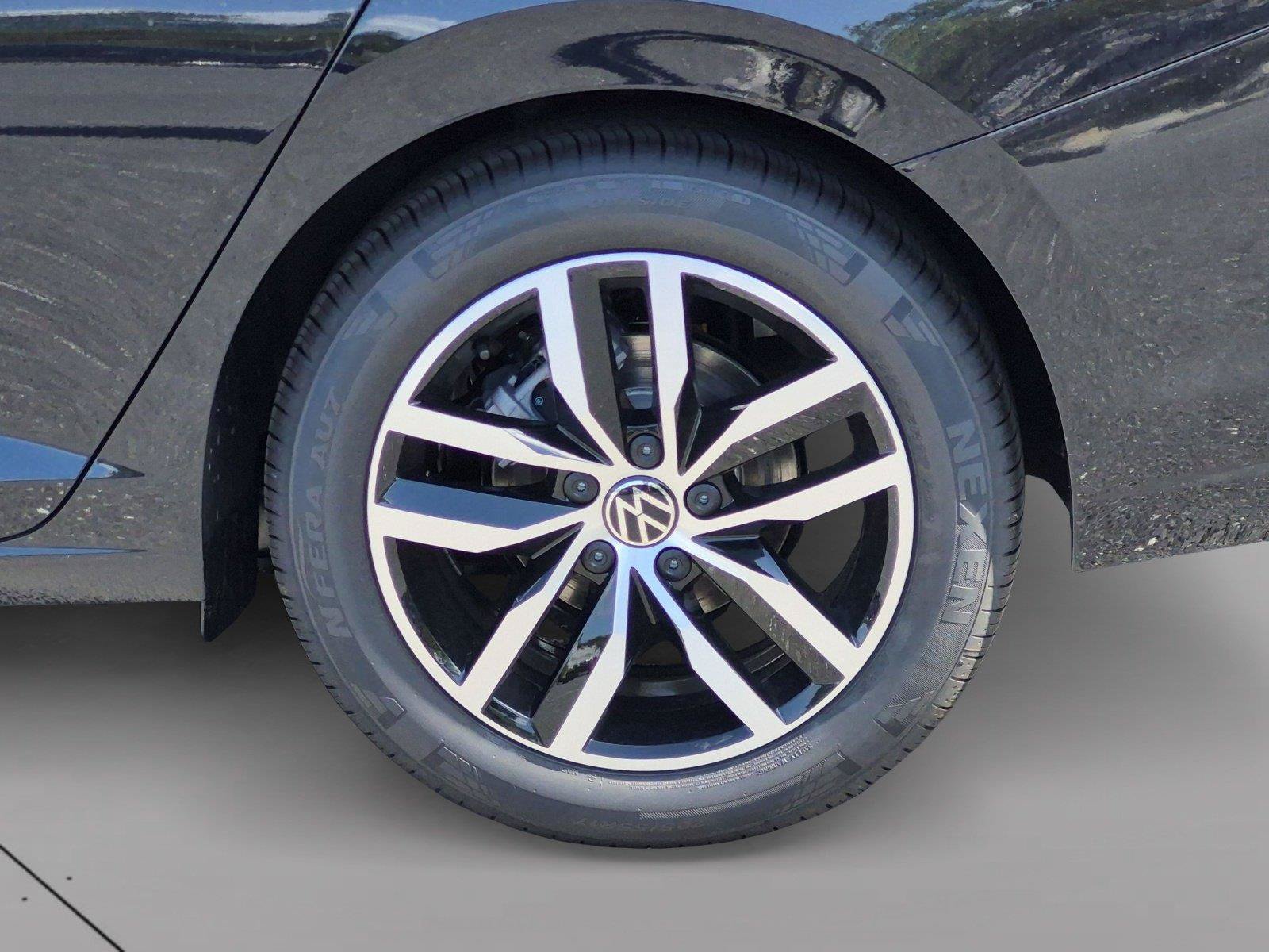New 2027 Volkswagen Jetta SE FWD image 33