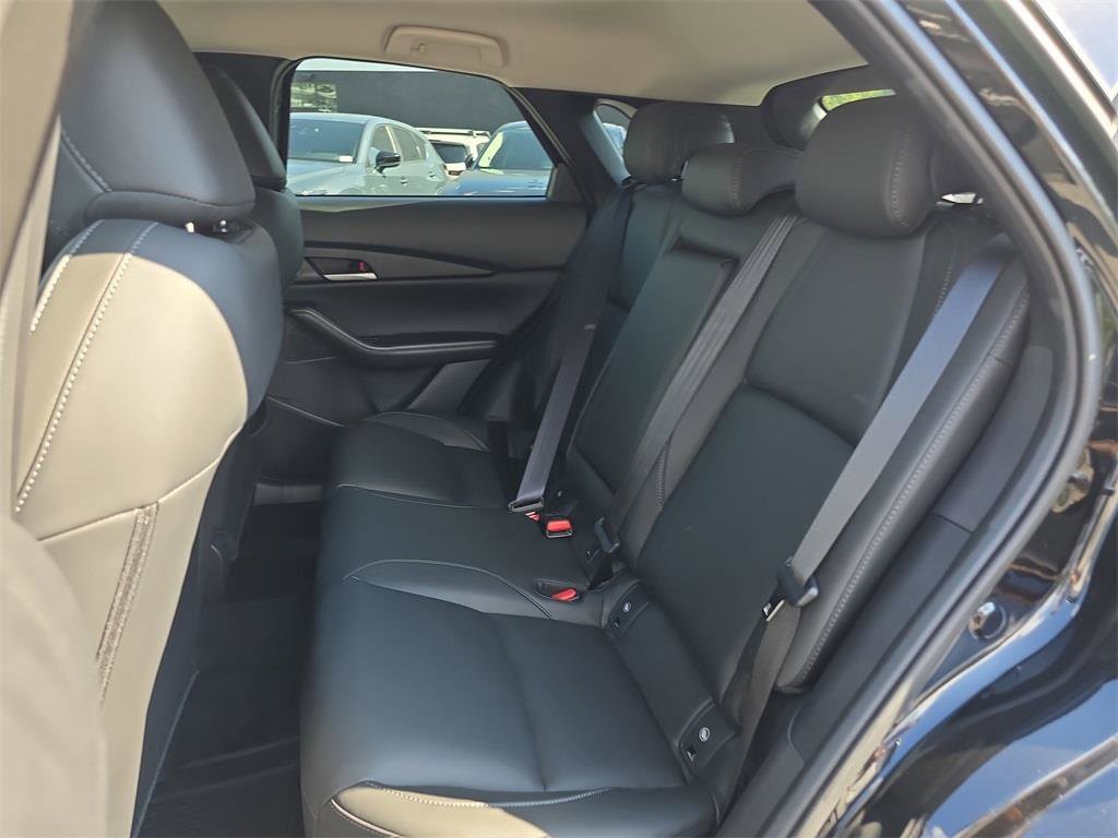 New 2025 MAZDA CX-30 AWD 2.5 S w/ Select Sport Pkg image 8