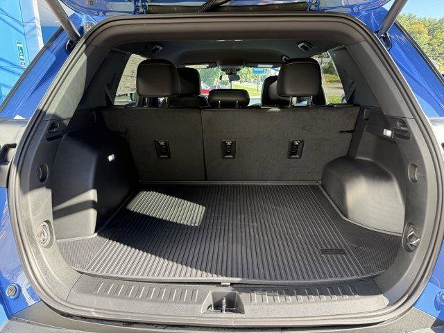 New 2026 Chevrolet Equinox RS w/ LPO, Floor Liner Package image 20