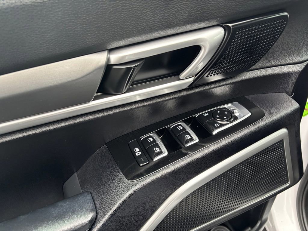 Used 2022 Kia Telluride S image 16