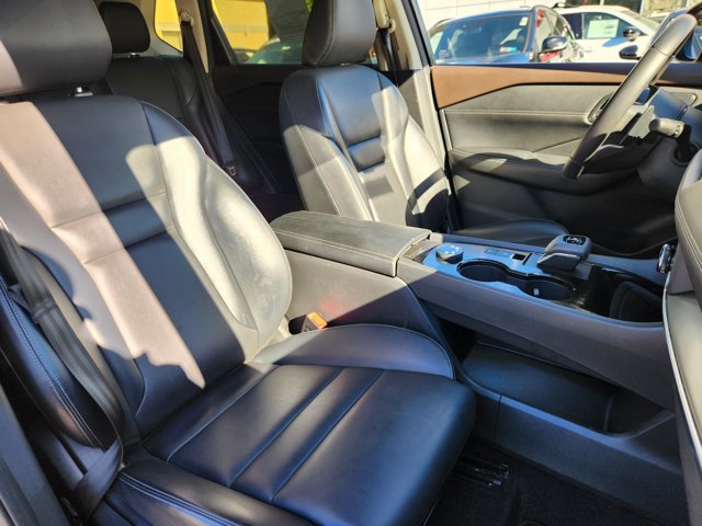 Certified 2023 Nissan Rogue SV w/ SV Premium B Package AWD/4WD image 14