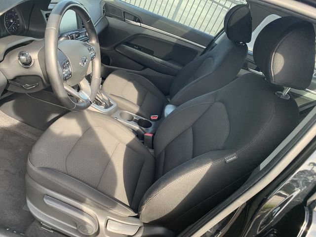 Used 2020 Hyundai Elantra Value Edition w/ Cargo Package (C1) image 18