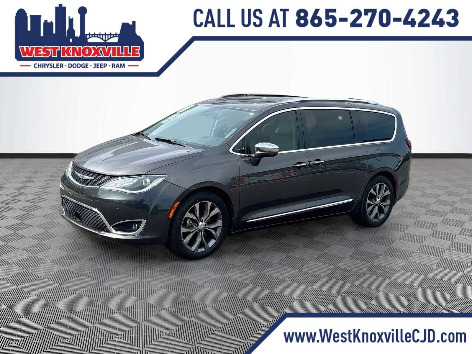 Used 2019 Chrysler Pacifica Limited w/ Tire & Wheel Group