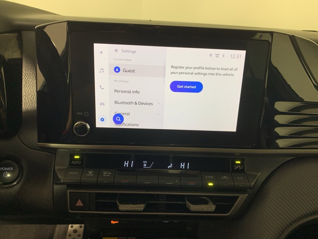 Used 2025 Toyota Camry SE image 24