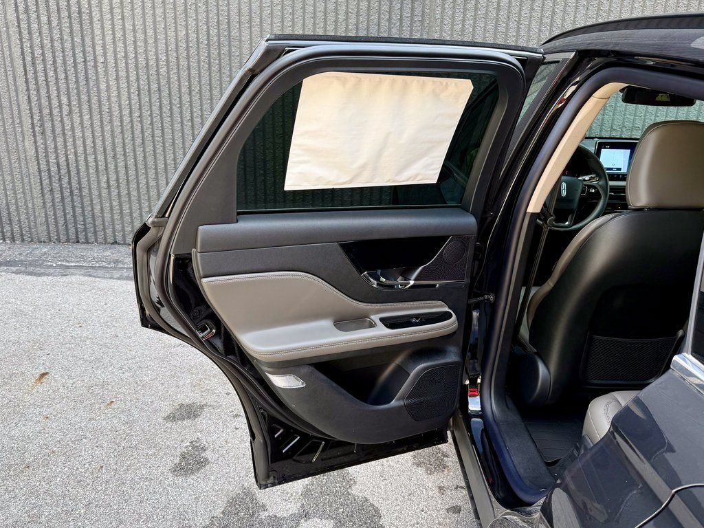 New 2025 Lincoln Corsair Grand Touring AWD/4WD image 14