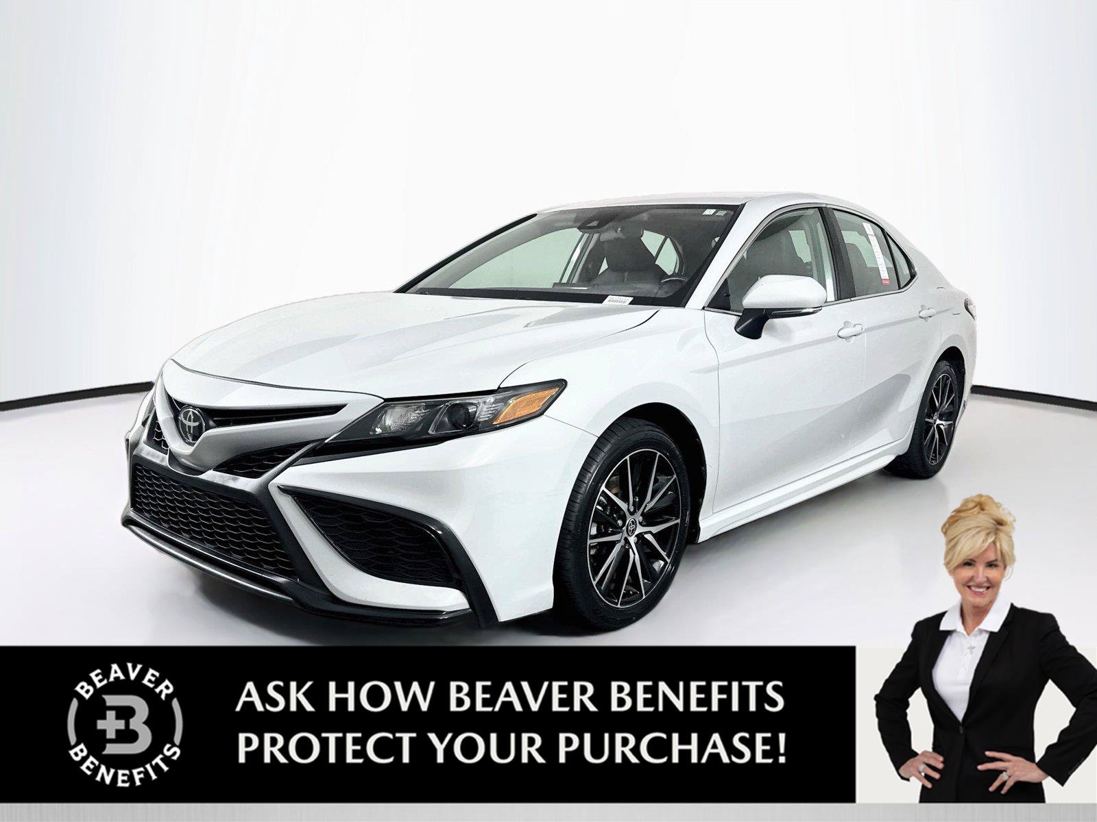 Certified 2024 Toyota Camry SE FWD image 1