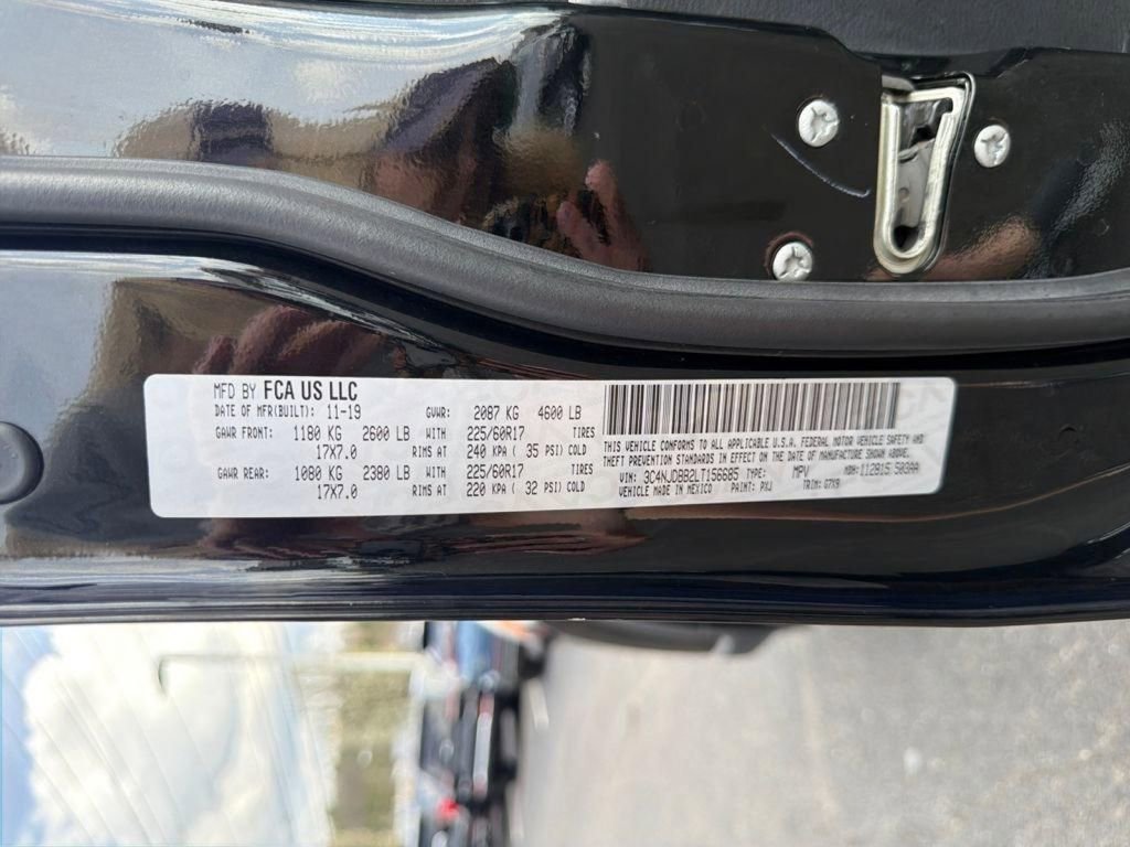 Used 2020 Jeep Compass Latitude image 23