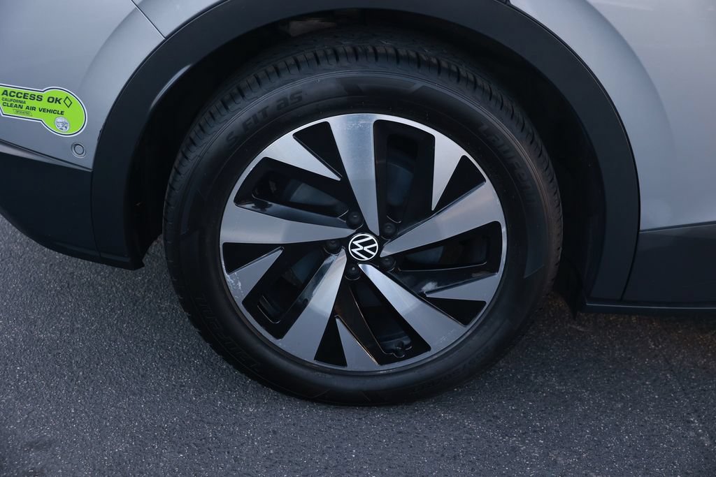 Used 2023 Volkswagen ID.4 Pro RWD image 9