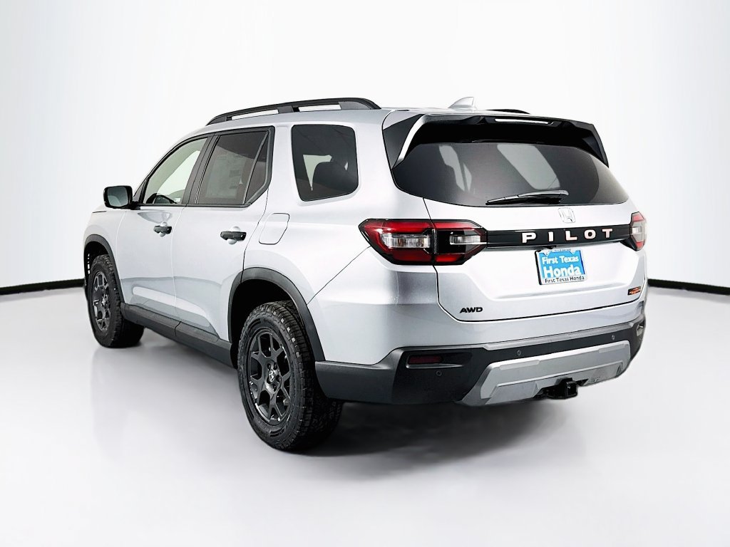 New 2026 Honda Pilot TrailSport image 5