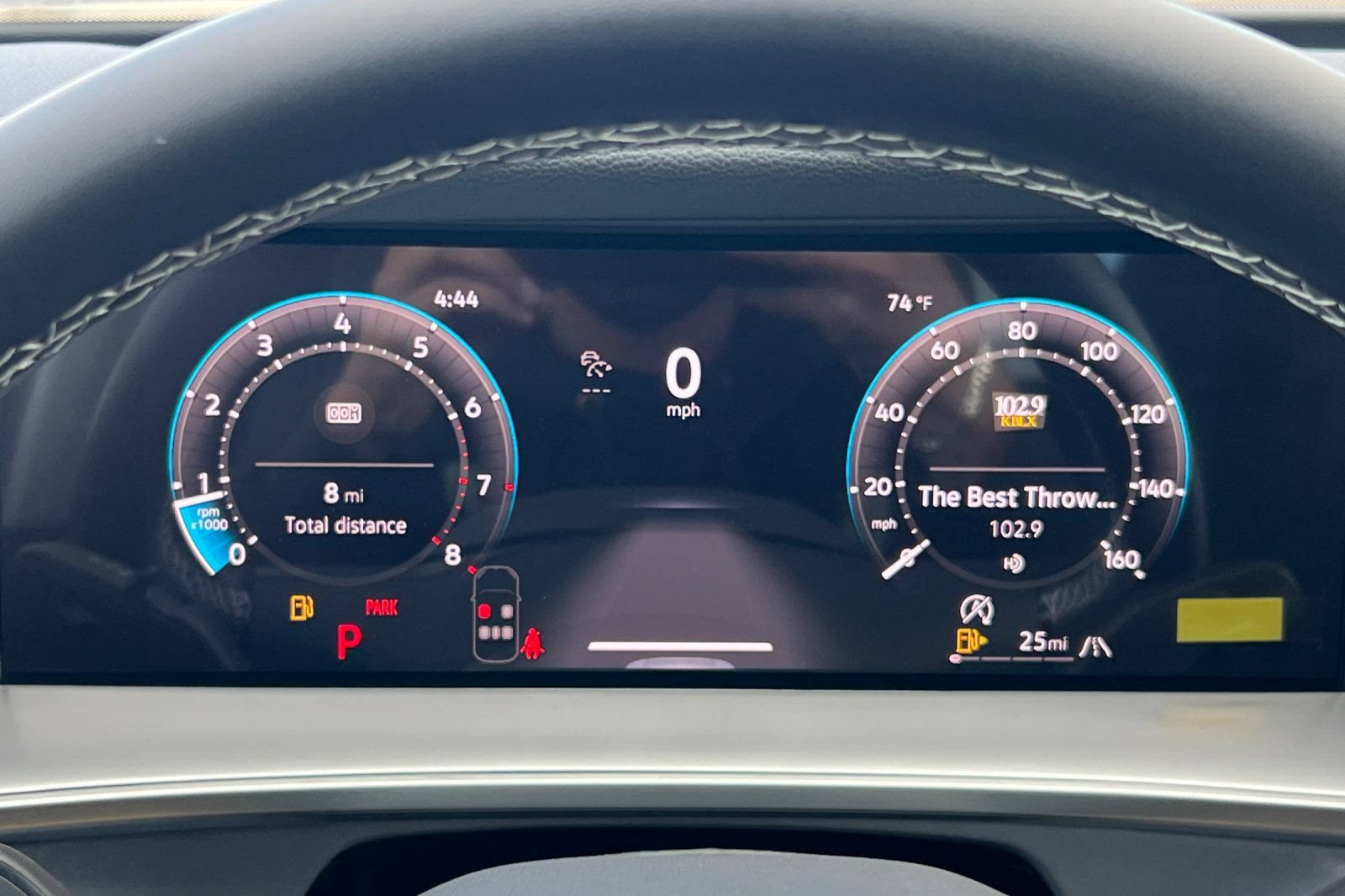 New 2026 Volkswagen Tiguan SE AWD/4WD image 24