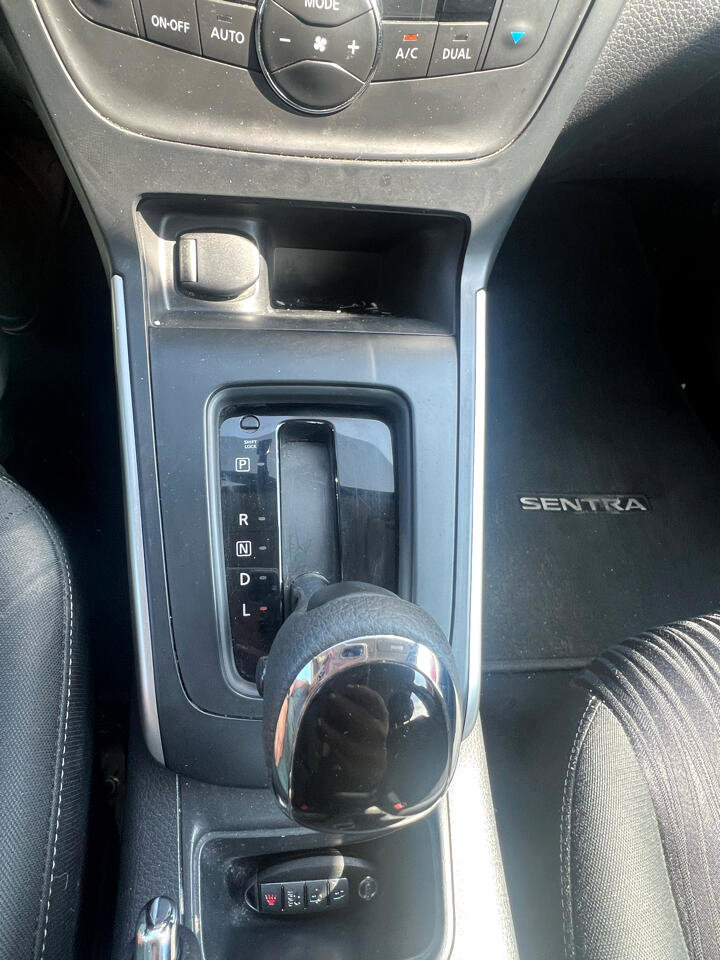 Used 2018 Nissan Sentra SV image 15