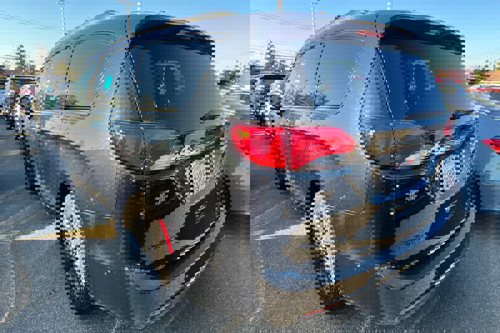 Used 2019 Chrysler Pacifica Limited w/ Advanced Safetytec Group image 6