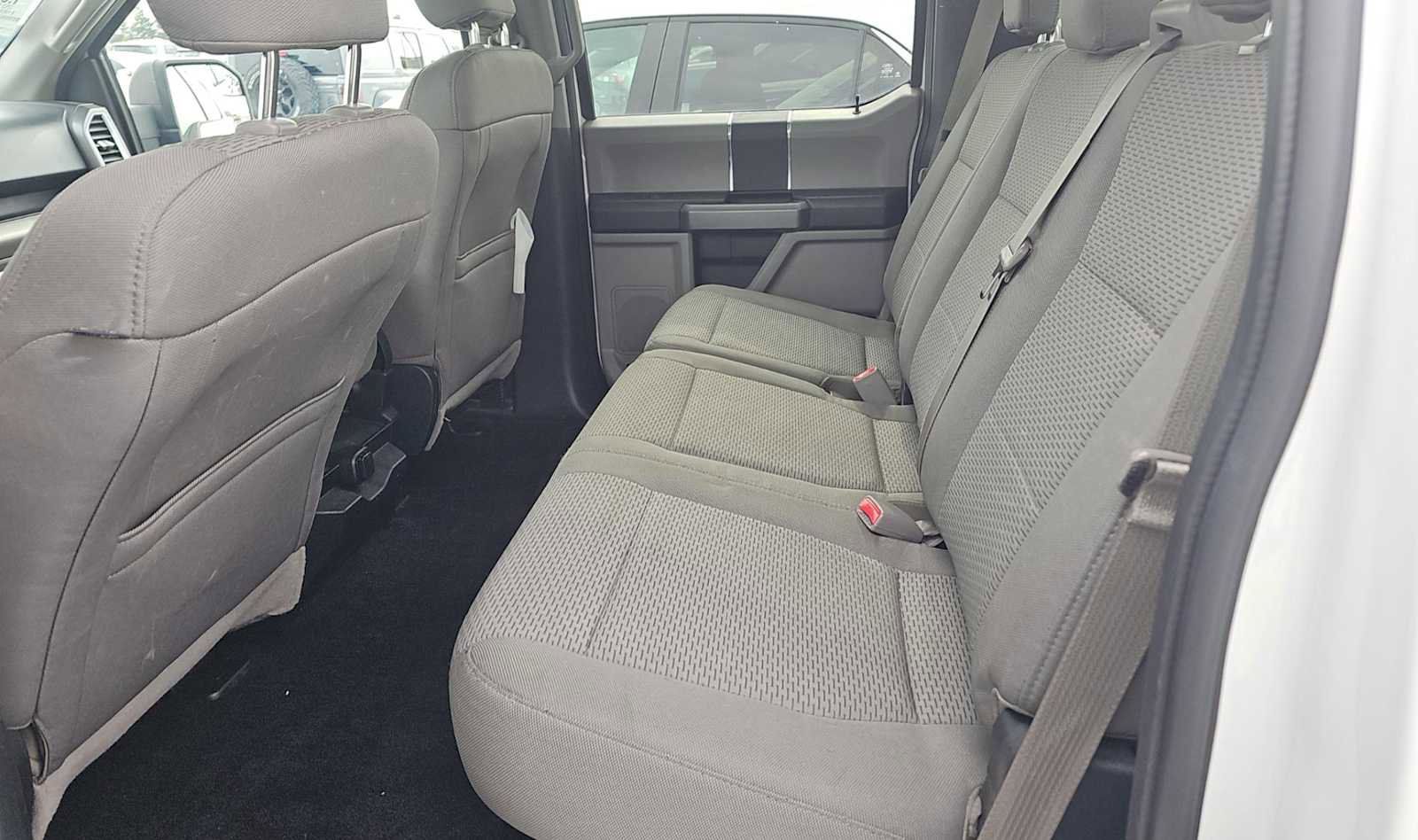 Used 2017 Ford F150 XLT image 18