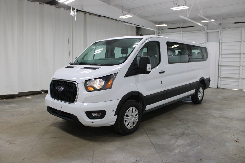 Used 2024 Ford Transit 350 XLT image 4
