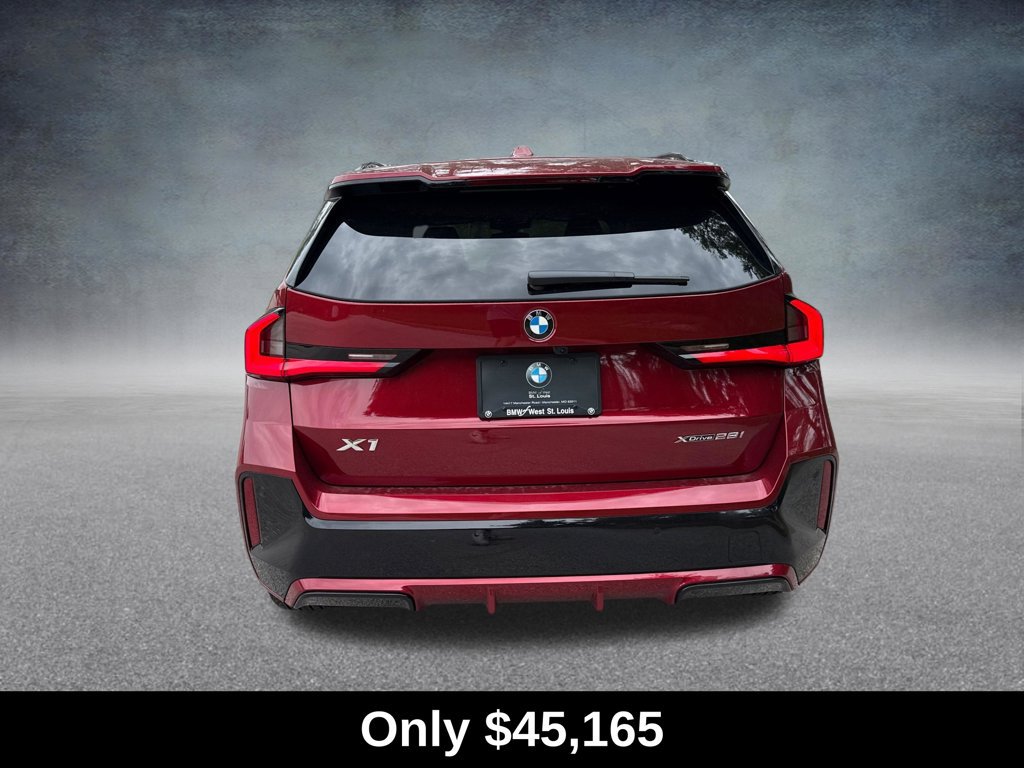 Used 2026 BMW X1 xDrive28i w/ M Sport Package AWD/4WD image 4